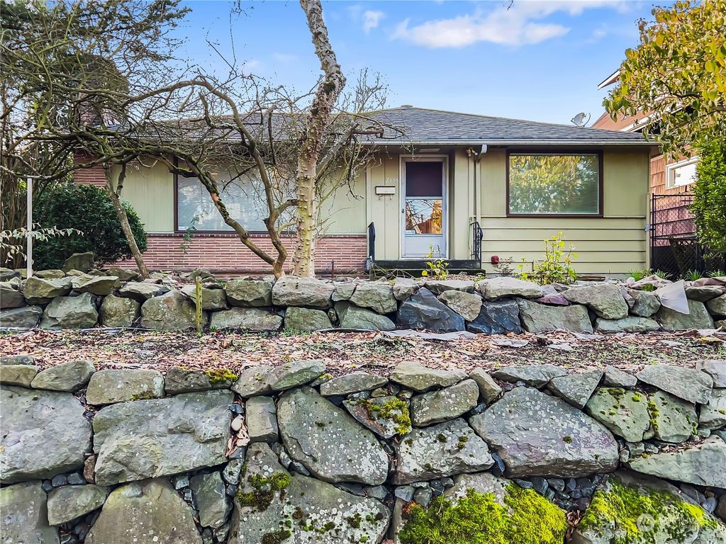 Photo of 2135 6th Avenue W, Seattle, WA 98119 (MLS # 2034487)