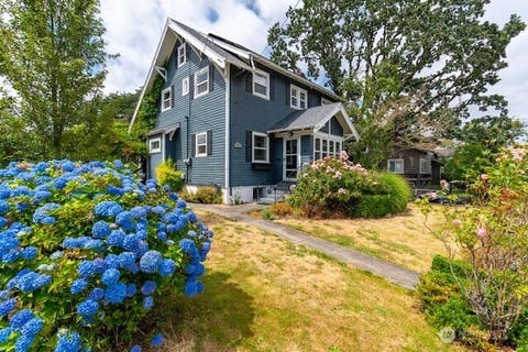 Photo of 909 Center Street, Oregon City, OR 97045 (MLS # 2554164)