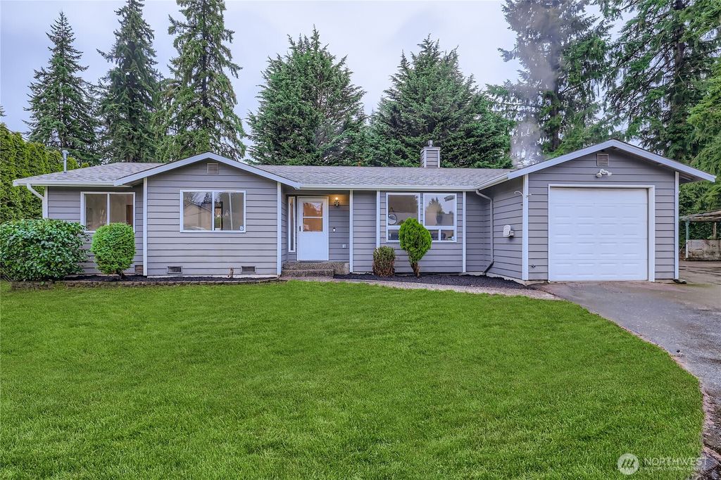 Photo of 20606 21st Place W, Lynnwood, WA 98036 (MLS # 2455378)