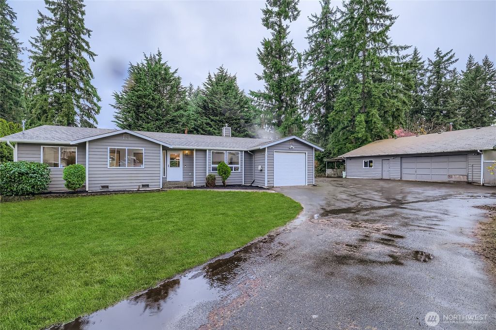Photo of 20606 21st Place W, Lynnwood, WA 98036 (MLS # 2455378)