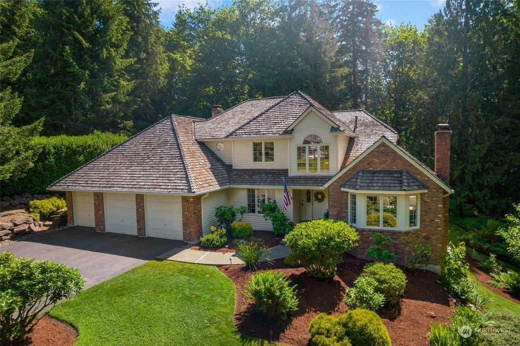 Photo of 13030 205th Place SE, Issaquah, WA 98027 (MLS # 2101856)