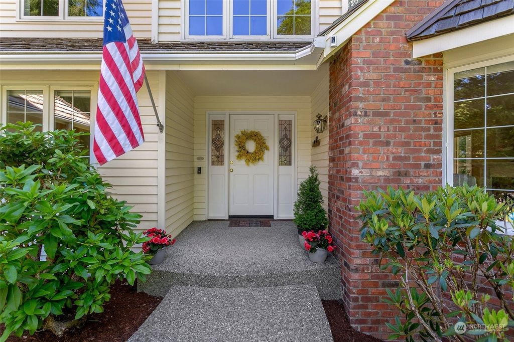 Photo of 13030 205th Place SE, Issaquah, WA 98027 (MLS # 2101856)