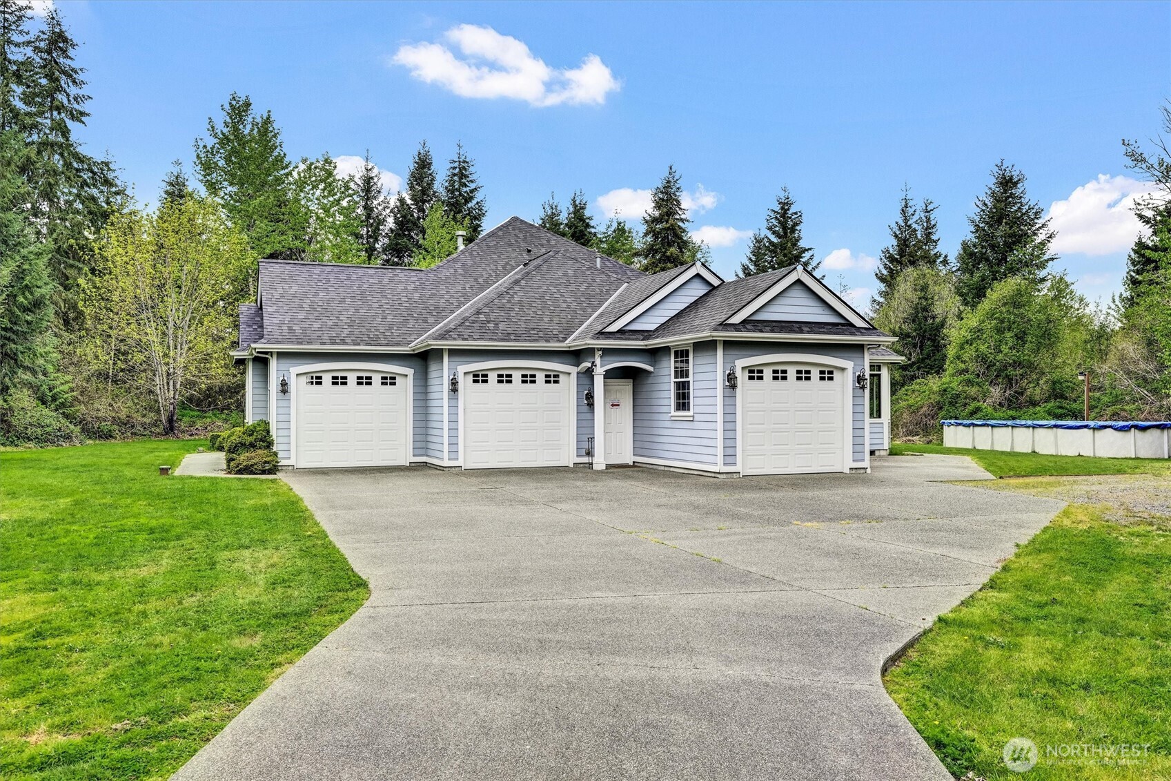 14533 Stephanie Lane SE