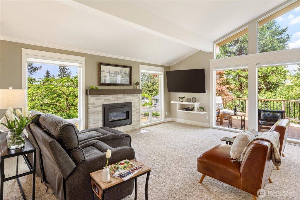 Photo of 3030 180th Avenue NE, Redmond, WA 98052 (MLS # 2367811)