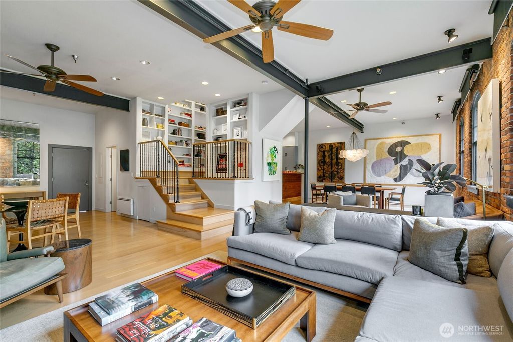 Photo of 1406 Harvard Avenue #10, Seattle, WA 98122 (MLS # 2516717)