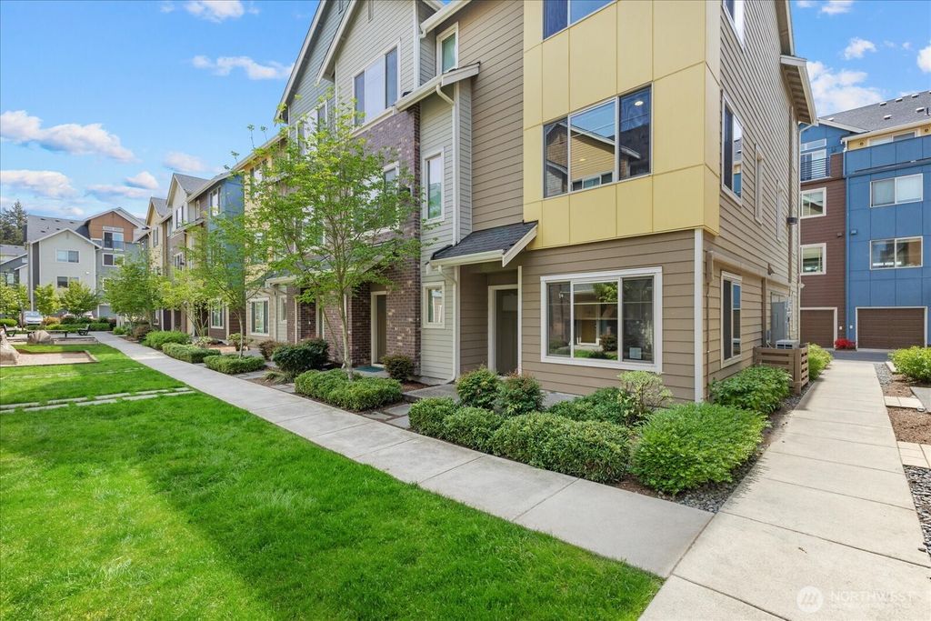 Photo of 15722 NE 14th Terrace, Bellevue, WA 98008 (MLS # 2506617)
