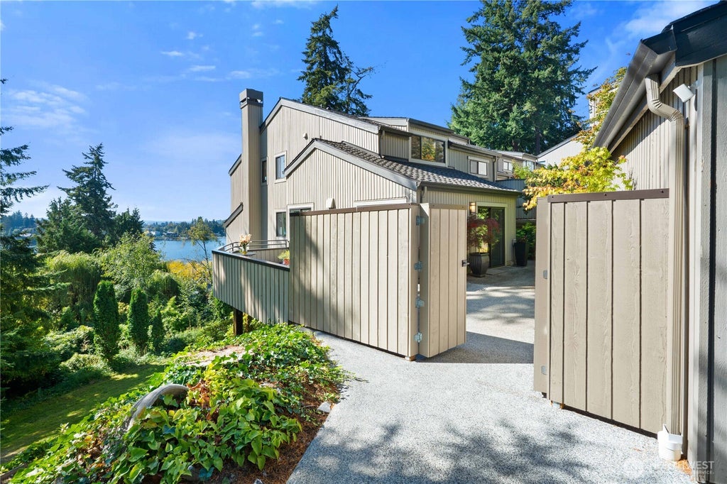 Photo of 4815 102nd Lane NE, Kirkland, WA 98033 (MLS # 2589795)