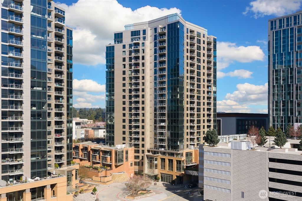 Photo of 10650 NE 9th Place #1120, Bellevue, WA 98004 (MLS # 2440813)