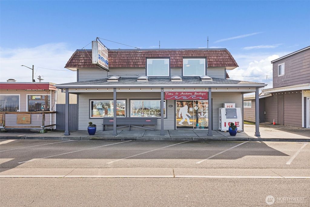 Photo of 2411 Westhaven Drive, Westport, WA 98595 (MLS # 2500535)