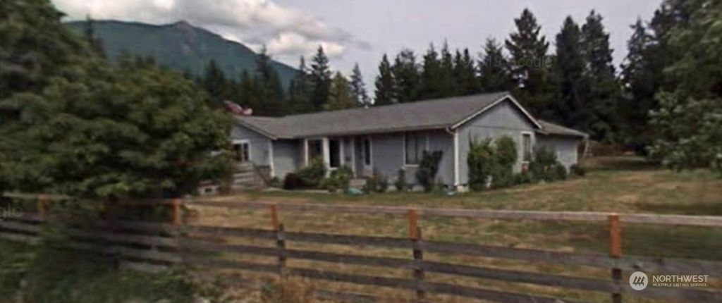 Photo of 1750 Eagles Nest Place SE, North Bend, WA 98045 (MLS # 2039499)