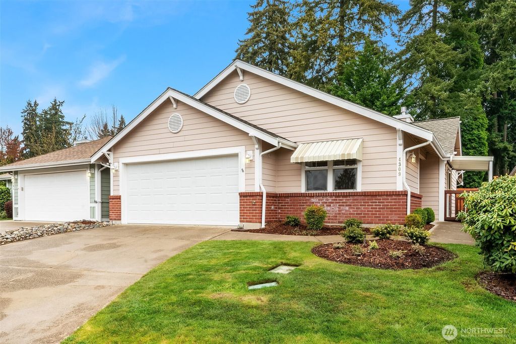 Photo of 4309 7th Street Pl SE, Puyallup, WA 98374 (MLS # 2507610)