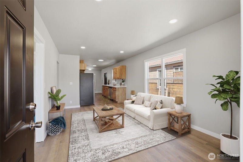 504 Methow Street