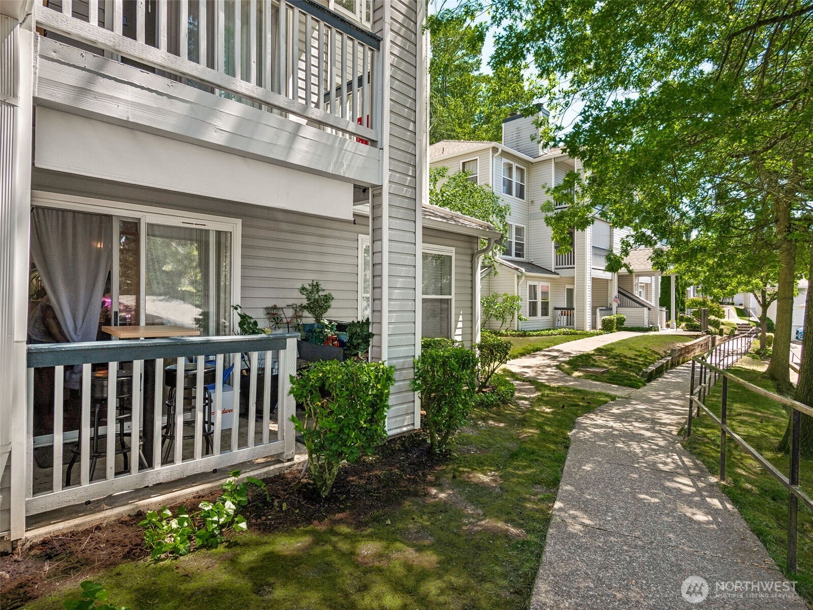 33020 10th Avenue SW Y104