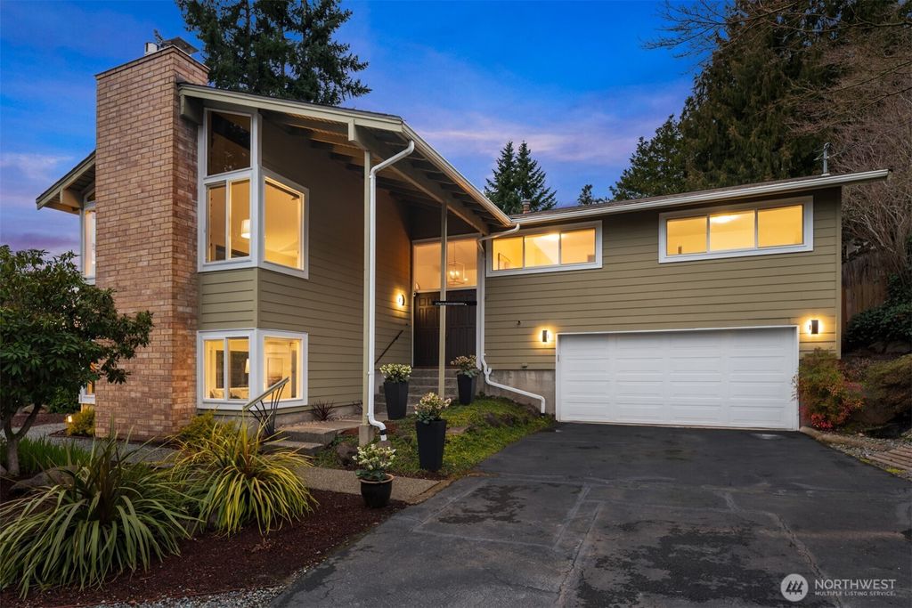 Photo of 414 SW 180th Street, Normandy Park, WA 98166 (MLS # 2484161)