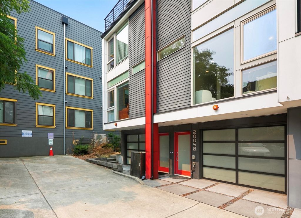 Photo of 2005 E Denny Way #B, Seattle, WA 98122 (MLS # 2429940)