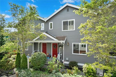 Photo of 520 Walnut Street #3, Edmonds, WA 98020 (MLS # 2517864)