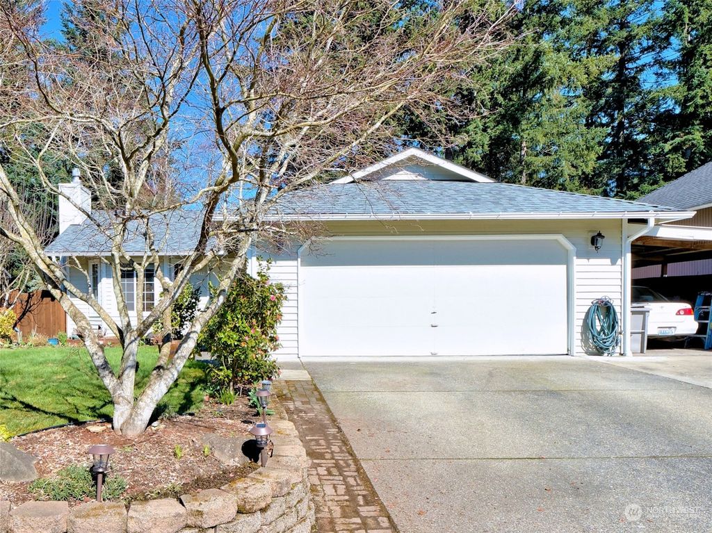 Photo of 19312 SE 270th Pl Pl, Covington, WA 98042 (MLS # 2211323)