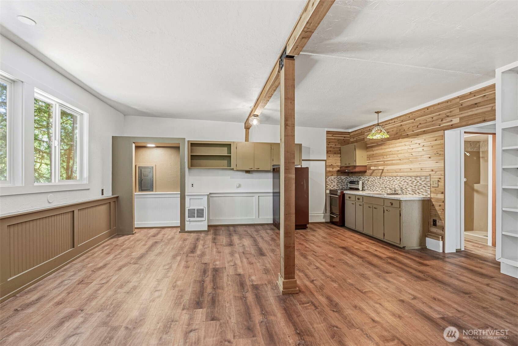 1701 Tower Road