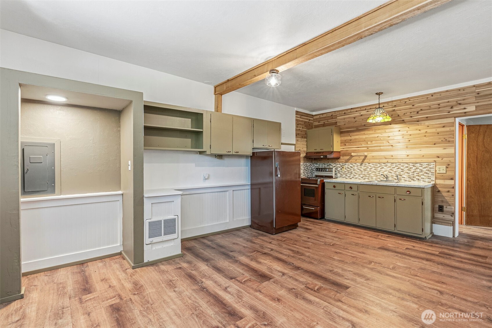 1701 Tower Road