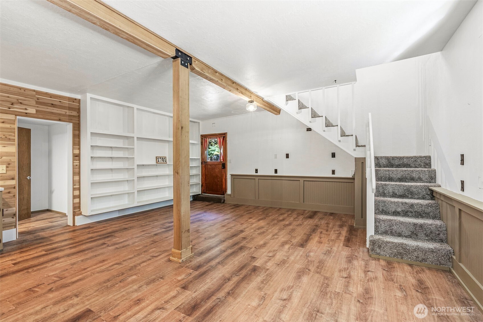 1701 Tower Road