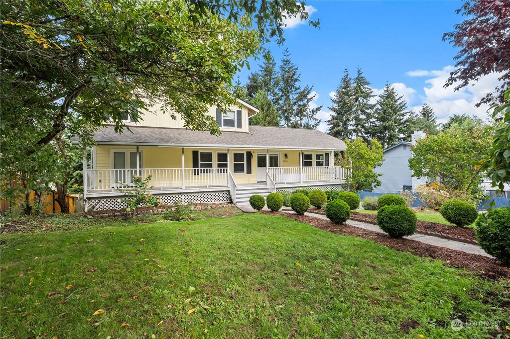 Photo of 3922 SW 328th Place, Federal Way, WA 98023 (MLS # 2300906)