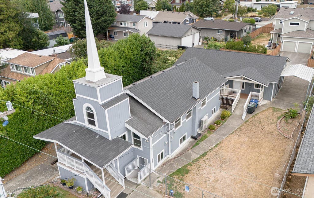 Photo of 1022 SW 151st Street, Burien, WA 98166 (MLS # 2571865)
