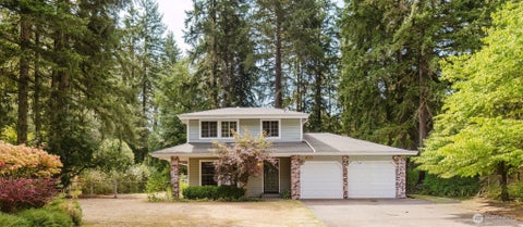 Photo of 776 SW Littletree Circle, Port Orchard, WA 98367 (MLS # 2574543)