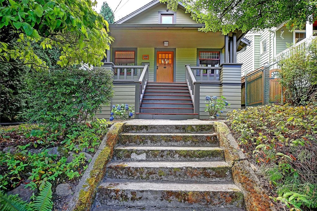 Photo of 335 N 77th Street, Seattle, WA 98103 (MLS # 2278391)