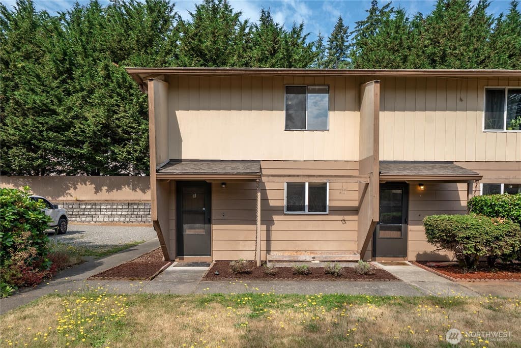 Photo of 4819 S 56th Street #1, Tacoma, WA 98409 (MLS # 2556064)