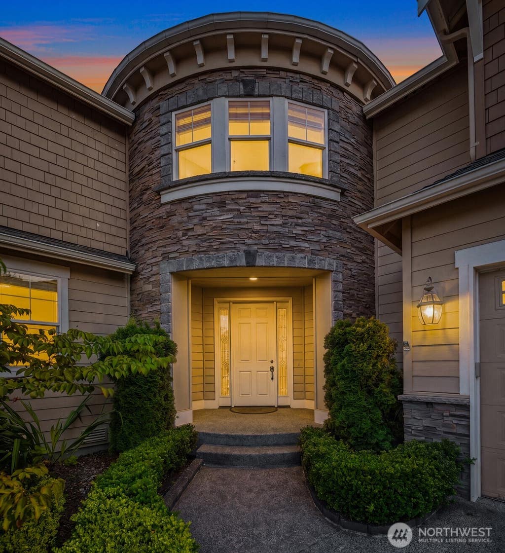 Photo of 35909 Boulder Court, Snoqualmie, WA 98065 (MLS # 2556400)