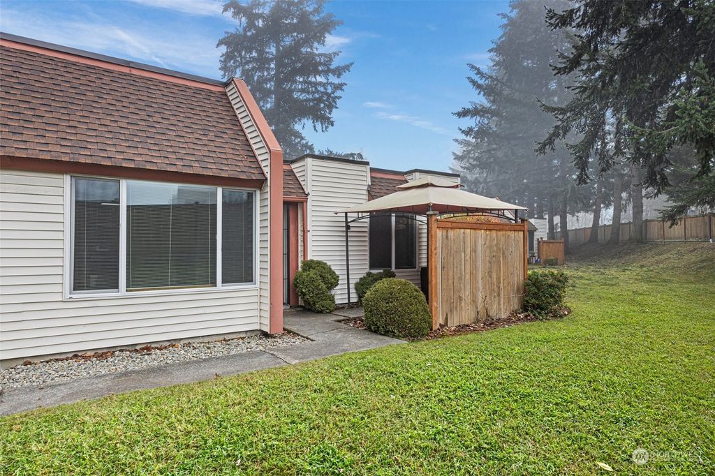 Photo of 14600 SE 176th Street #A6, Renton, WA 98058 (MLS # 2314746)