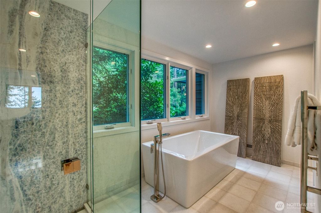 listing image 9368046506705704945