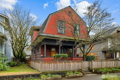 Photo of 610 16th Avenue E, Seattle, WA 98112 (MLS # 2494705)