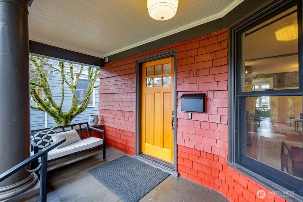 Photo of 610 16th Avenue E, Seattle, WA 98112 (MLS # 2494705)