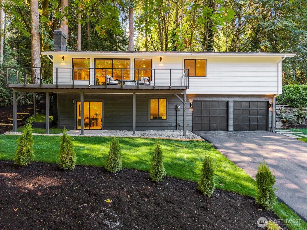 Photo of 15909 175th Avenue NE, Woodinville, WA 98072 (MLS # 2437763)