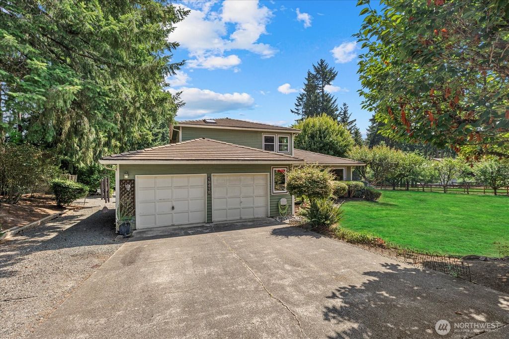 Photo of 19418 170th Avenue NE, Woodinville, WA 98072 (MLS # 2413862)