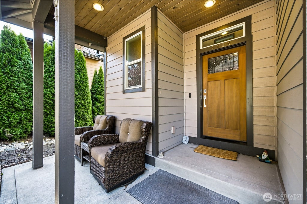 Photo of 4404 Forest Drive, Everett, WA 98203 (MLS # 2577869)