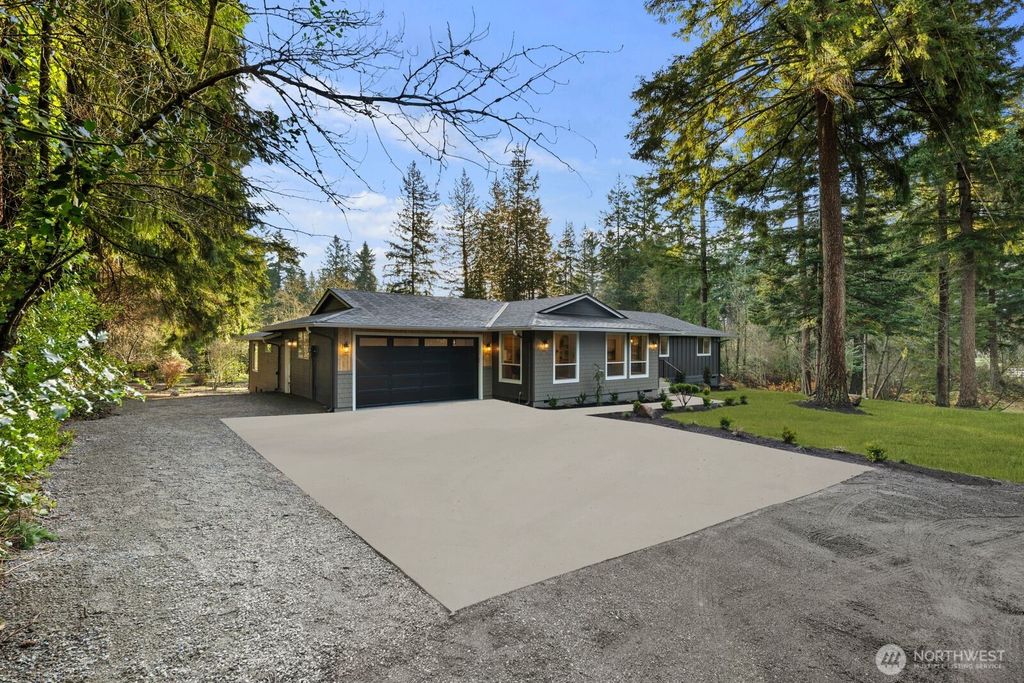 Photo of 14529 SE 232nd Street, Kent, WA 98042 (MLS # 2461749)