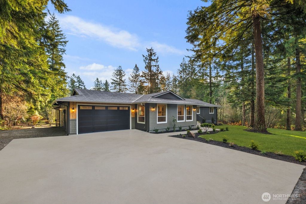 Photo of 14529 SE 232nd Street, Kent, WA 98042 (MLS # 2461749)