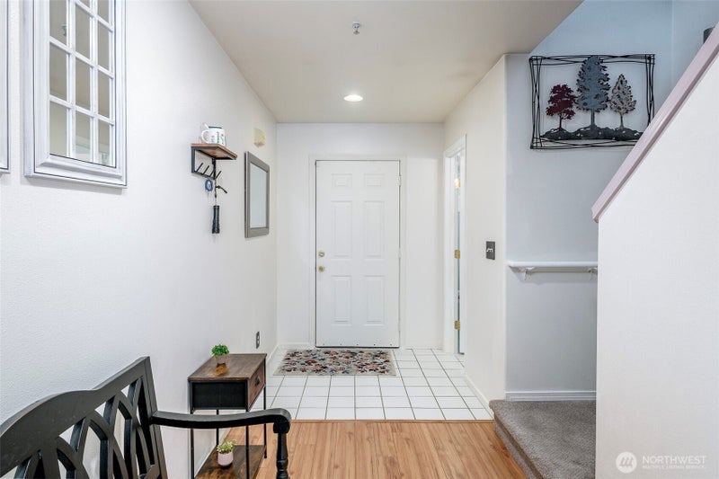 4802 Nassau Avenue NE 104
