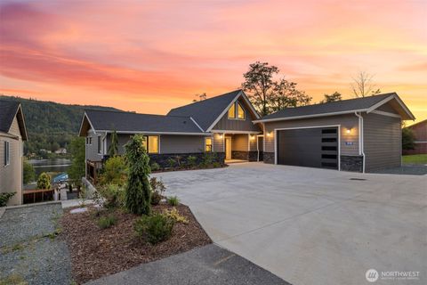 Photo of 18162 Freedom Lane, Mount Vernon, WA 98274 (MLS # 2390470)