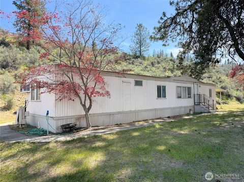 31884 Phillips Lane E Davenport WA 99122