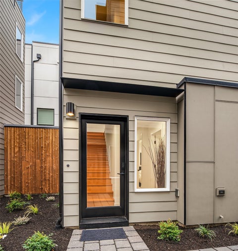 Photo of 1455 22nd Avenue #A, Seattle, WA 98122 (MLS # 2598274)