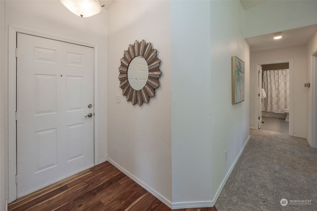 Photo of 35008 14th Avenue SW, Federal Way, WA 98023 (MLS # 2240835)