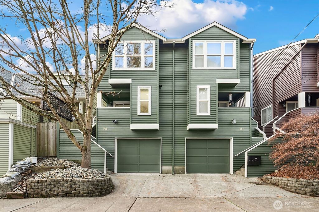 Photo of 315 27th Avenue E, Seattle, WA 98112 (MLS # 2473299)
