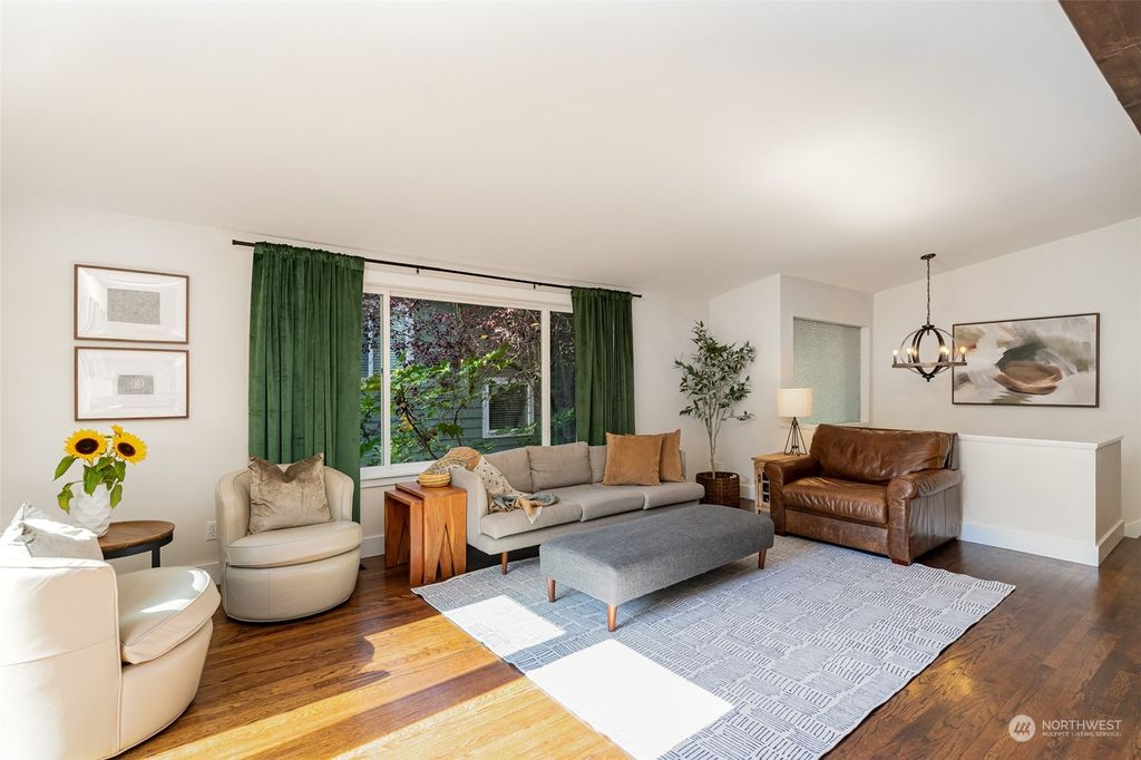 Photo of 15029 70th Avenue NE, Kenmore, WA 98028 (MLS # 2158785)