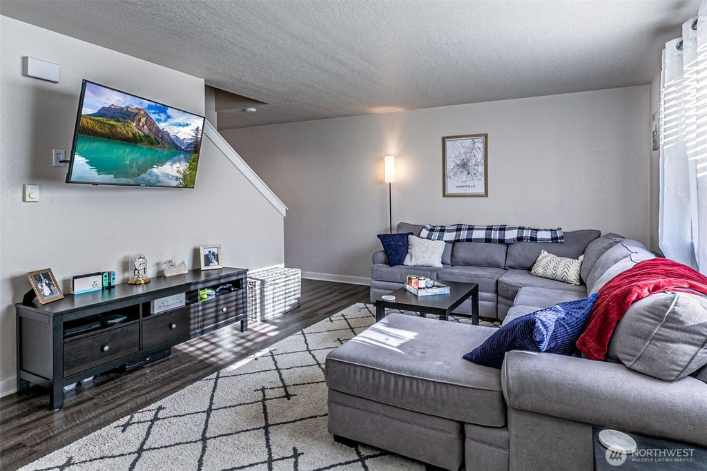 Photo of 12409 121st Street E, Puyallup, WA 98374 (MLS # 2470292)