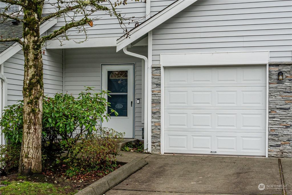 Photo of 21506 50th Avenue W #B2, Mountlake Terrace, WA 98043 (MLS # 2322652)
