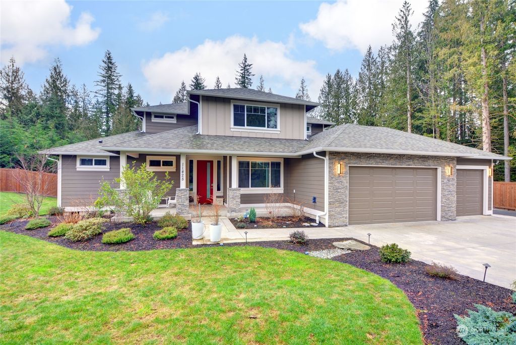 Photo of 11428 211th Avenue SE, Snohomish, WA 98290 (MLS # 2021069)