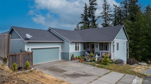 Photo of 4011 203rd Street Ct E, Spanaway, WA 98387 (MLS # 2578637)